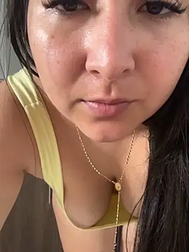 Snapshot of evelyn_1702 chatting on September 22, 2025, 7:09 pm evelyn 1702 online show from September 22, 2025, 7:09 pm