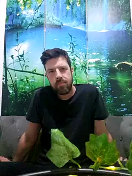 Snapshot of welcome-to-the-jungle chatting on February 14, 2026, 9:37 pm welcome-to-the-jungle online show from February 14, 2026, 9:37 pm