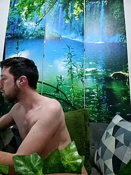 Snapshot of welcome-to-the-jungle chatting on February 7, 2026, 5:15 am welcome-to-the-jungle online show from February 7, 2026, 5:15 am