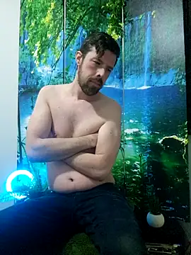 Snapshot of welcome-to-the-jungle chatting on March 2, 2026, 9:11 pm welcome-to-the-jungle online show from March 2, 2026, 9:11 pm