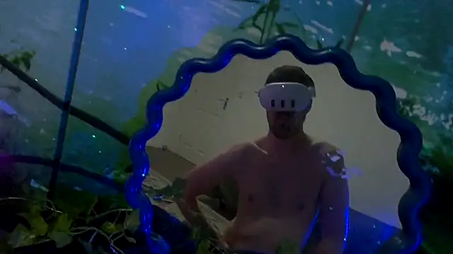 Snapshot of welcome-to-the-jungle chatting on February 20, 2026, 9:06 pm welcome-to-the-jungle online show from February 20, 2026, 9:06 pm