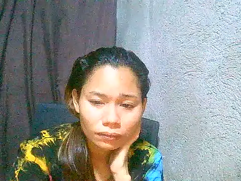Sweeetgurll online show from June 1, 2026, 2:17 pm