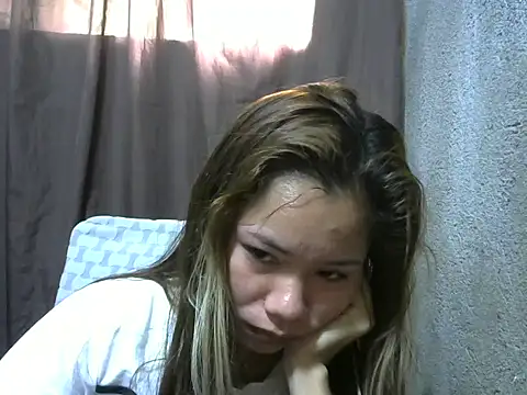 Sweeetgurll online show from March 16, 2026, 1:46 am