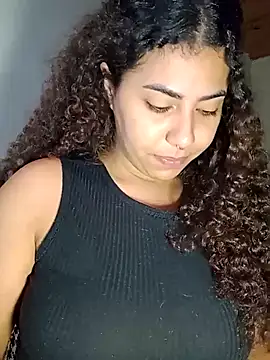 Snapshot of A_maddy chatting on January 5, 2026, 6:22 pm A maddy online show from January 5, 2026, 6:22 pm