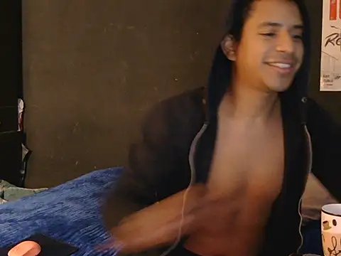 latinboybigdick online show from September 10, 2025, 4:55 am