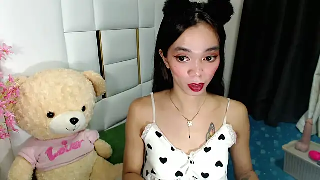 Snapshot of diamondnaked_ chatting on September 26, 2025, 3:08 pm diamondnaked  online show from September 26, 2025, 3:08 pm