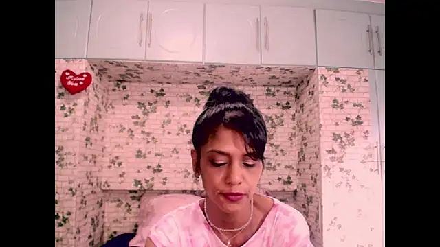 Snapshot of Indianpeaches chatting on December 14, 2025, 9:37 am Indianpeaches online show from December 14, 2025, 9:37 am