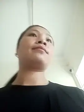 Snapshot of Milan6789 chatting on October 27, 2025, 2:45 am Milan6789 online show from October 27, 2025, 2:45 am