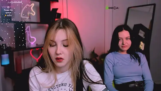 Snapshot of luna_tin chatting on November 26, 2025, 5:51 am luna tin online show from November 26, 2025, 5:51 am