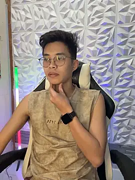 Snapshot of Prince-Harrison chatting on November 24, 2025, 5:35 pm Prince-Harrison online show from November 24, 2025, 5:35 pm