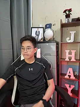 Snapshot of Prince-Harrison chatting on December 3, 2025, 5:01 pm Prince-Harrison online show from December 3, 2025, 5:01 pm