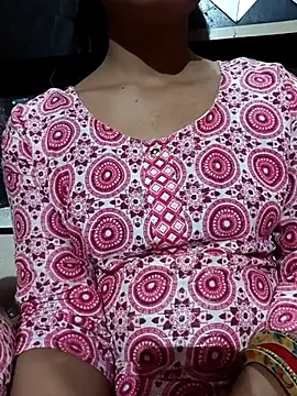 sweet parul online show from November 9, 2025, 2:10 pm