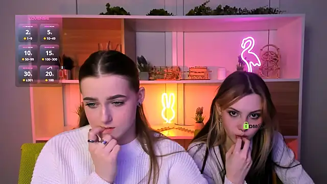 aria moo online show from December 2, 2025, 5:53 am