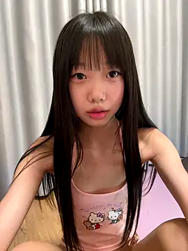 xinyu789 online show from November 14, 2025, 1:37 pm