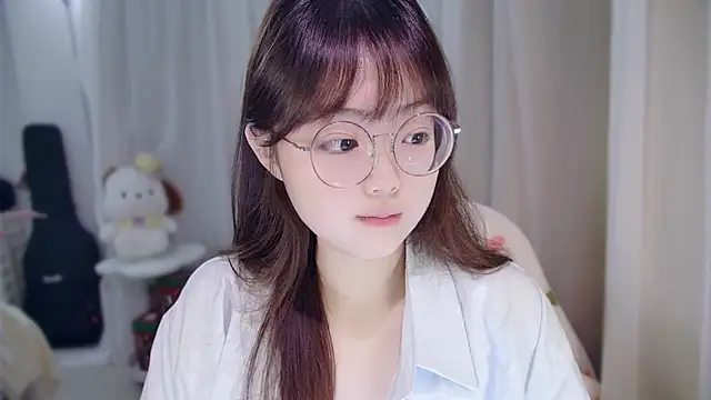 Snapshot of YUANYUAN-A chatting on March 18, 2026, 12:19 pm YUANYUAN-A online show from March 18, 2026, 12:19 pm