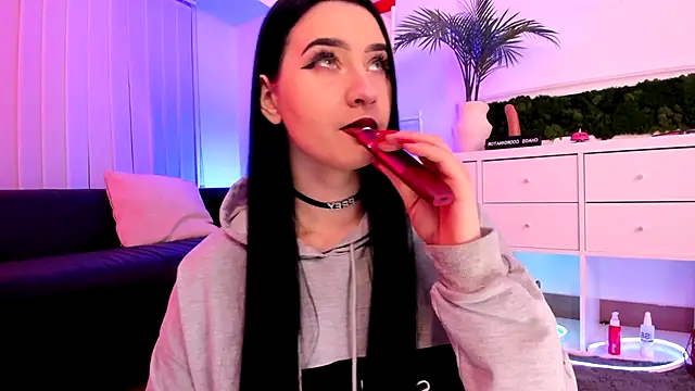 Mary Lori online show from March 14, 2026, 7:25 am