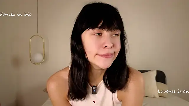 Snapshot of BritniBers chatting on November 3, 2025, 11:36 am BritniBers online show from November 3, 2025, 11:36 am