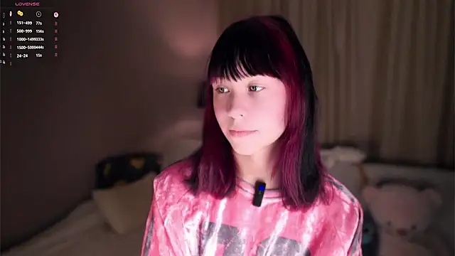 Snapshot of BritniBers chatting on October 11, 2025, 11:33 am BritniBers online show from October 11, 2025, 11:33 am