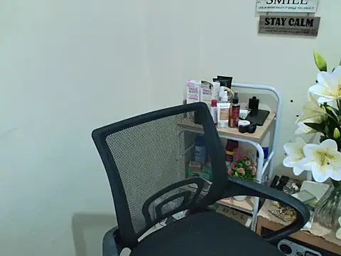 Aphrodities 28 online show from November 11, 2025, 7:14 am