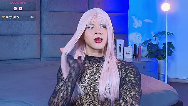 Slenna Moon online show from March 25, 2026, 11:58 pm