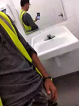 Snapshot of rosembertg chatting on September 22, 2025, 3:01 am rosembertg online show from September 22, 2025, 3:01 am