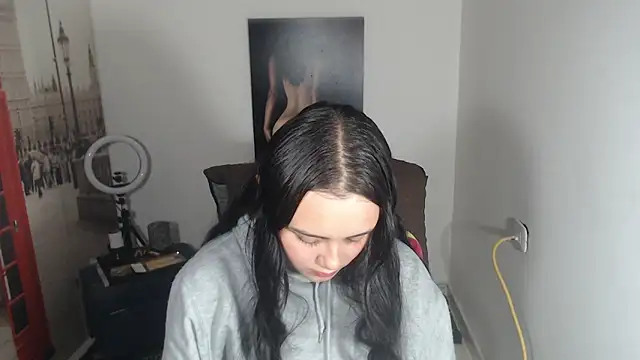 Snapshot of crazy_daniela chatting on October 1, 2025, 9:18 pm crazy daniela online show from October 1, 2025, 9:18 pm