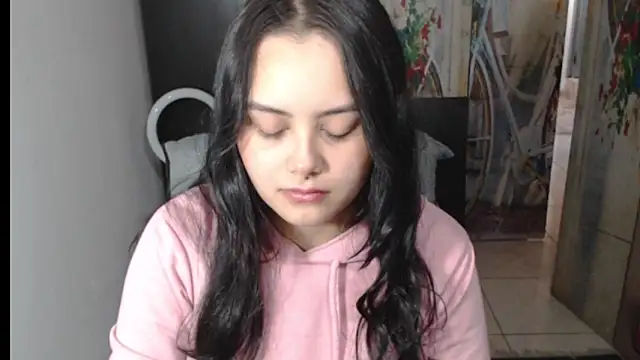 Snapshot of crazy_daniela chatting on October 18, 2025, 1:13 pm crazy daniela online show from October 18, 2025, 1:13 pm