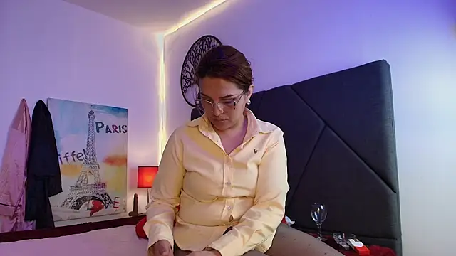 Skylar  Desire online show from November 6, 2025, 1:15 pm