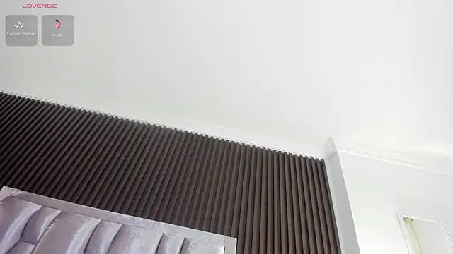 Zahra milks online show from March 28, 2026, 1:34 pm