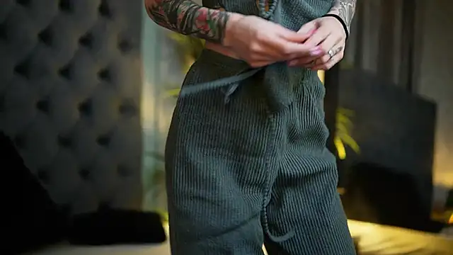 MiamiCoffee online show from September 10, 2025, 12:42 am