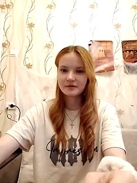 Ginger Emma online show from November 6, 2025, 6:17 am