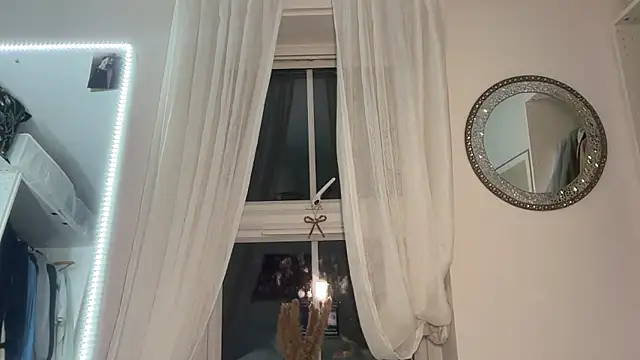 KayleeBella online show from January 8, 2026, 9:21 pm