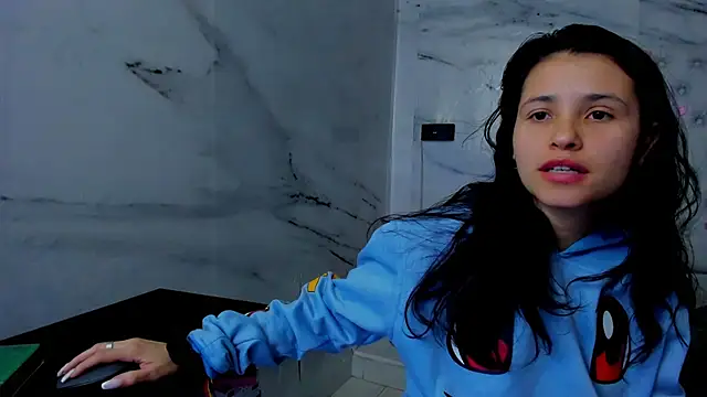 Snapshot of Ari_and_Storm chatting on February 8, 2026, 12:52 am Ari and Storm online show from February 8, 2026, 12:52 am