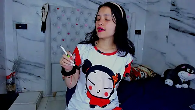 Snapshot of Ari_and_Storm chatting on February 11, 2026, 1:05 am Ari and Storm online show from February 11, 2026, 1:05 am