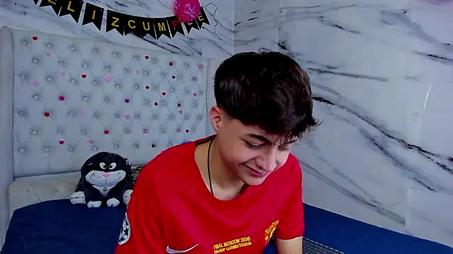 Ari and Storm online show from March 10, 2026, 2:10 pm