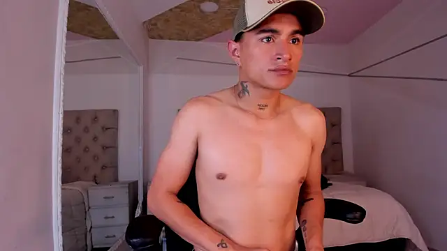 LiamDeep online show from March 31, 2026, 8:33 pm