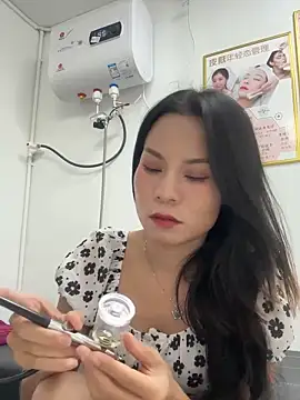 Snapshot of Baby-mmm chatting on September 13, 2025, 12:27 pm Baby-mmm online show from September 13, 2025, 12:27 pm