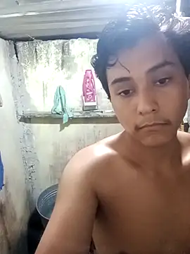 Snapshot of lalop221 chatting on October 20, 2025, 3:08 am lalop221 online show from October 20, 2025, 3:08 am