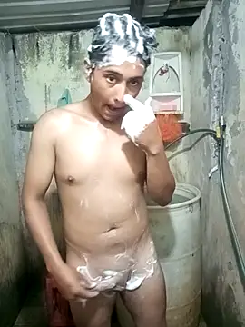 Snapshot of lalop221 chatting on October 30, 2025, 1:59 am lalop221 online show from October 30, 2025, 1:59 am