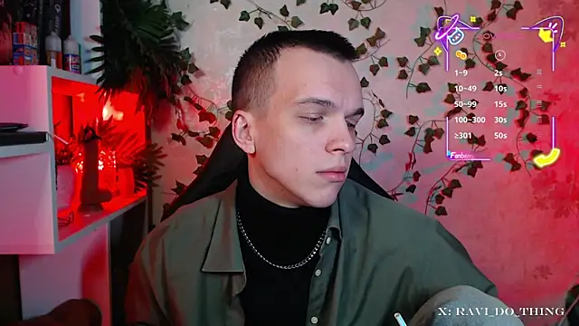 frozen boy online show from September 22, 2025, 4:02 pm