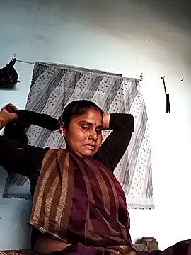 Snapshot of Sheema_tyagi chatting on November 28, 2025, 8:58 am Sheema tyagi online show from November 28, 2025, 8:58 am