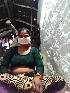 Snapshot of Sheema_tyagi chatting on October 28, 2025, 7:18 am Sheema tyagi online show from October 28, 2025, 7:18 am