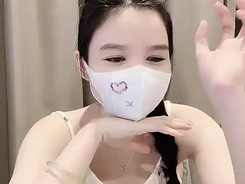 Snapshot of _Melancholy_ chatting on October 28, 2025, 3:11 pm Melancholy online show from October 28, 2025, 3:11 pm