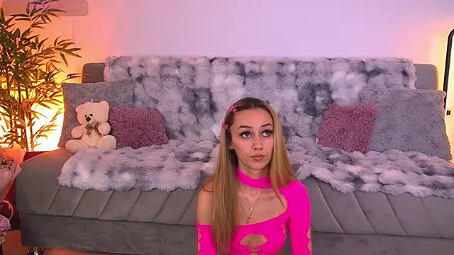 AmyKent  online show from May 24, 2026, 4:29 pm