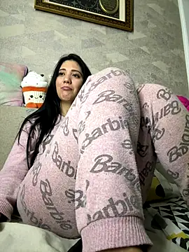 Snapshot of PrincessYYara chatting on December 14, 2025, 7:41 pm PrincessYYara online show from December 14, 2025, 7:41 pm