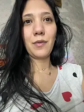 Snapshot of PrincessYYara chatting on November 28, 2025, 11:49 pm PrincessYYara online show from November 28, 2025, 11:49 pm