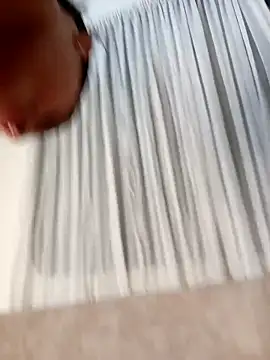 Marian Zeller online show from November 21, 2025, 9:08 am