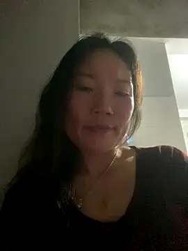 Snapshot of Pyy07 chatting on November 23, 2025, 12:48 pm Pyy07 online show from November 23, 2025, 12:48 pm