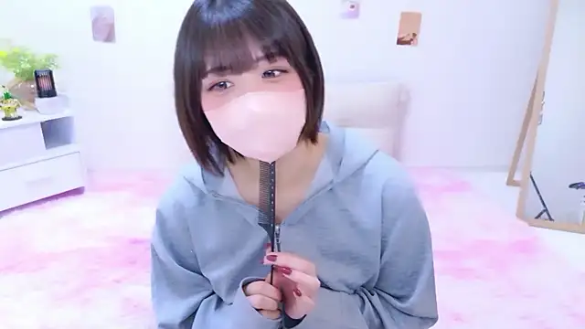 Hinata Sun online show from January 18, 2026, 9:40 pm