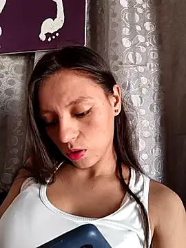 Snapshot of Lahila_ chatting on October 4, 2025, 1:23 pm Lahila online show from October 4, 2025, 1:23 pm